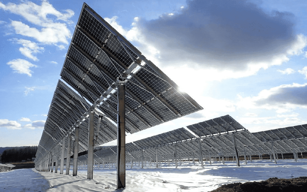 How does a solar panel work?